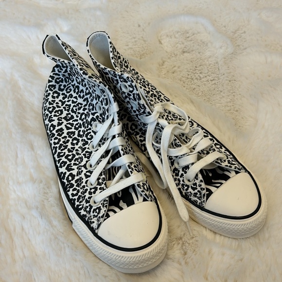 Converse All Star Cheetah Zebra High Top Sneakers - Picture 4 of 12